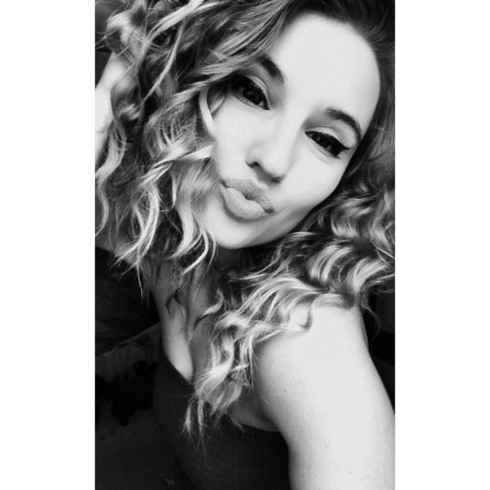 Meet your Posher, Jessica